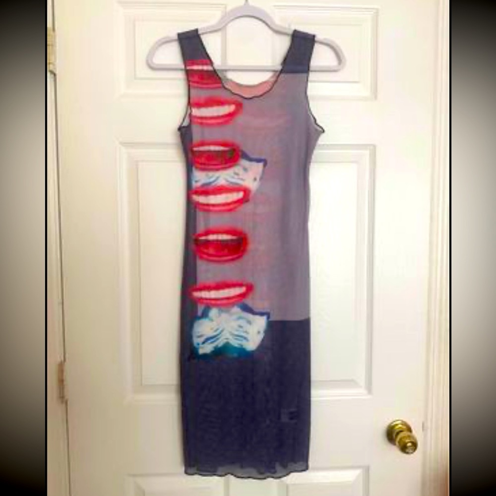 Women’s mesh fitted dress size extra small